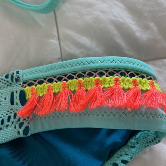 Shade shore padded underwire bikini - Picture 10 of 13